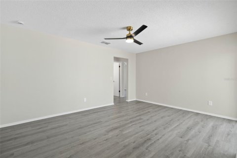 Casa en venta en Kissimmee, Florida, 4 dormitorios, 160.44 m2 № 2386176 - foto 21