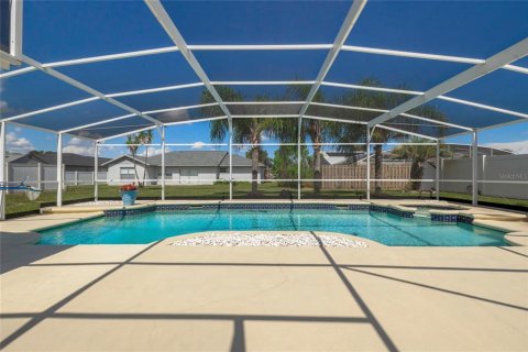 Casa en venta en Kissimmee, Florida, 4 dormitorios, 160.44 m2 № 2386176 - foto 25