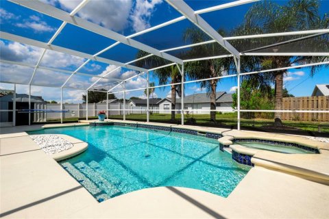 Casa en venta en Kissimmee, Florida, 4 dormitorios, 160.44 m2 № 2386176 - foto 26