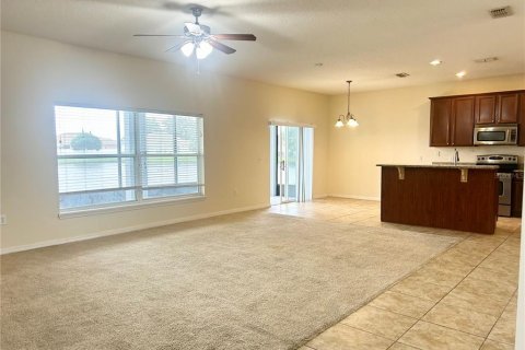 Villa ou maison à vendre à Kissimmee, Floride: 3 chambres, 148.27 m2 № 2289488 - photo 6