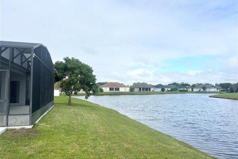 Villa ou maison à vendre à Kissimmee, Floride: 3 chambres, 148.27 m2 № 2289488 - photo 19