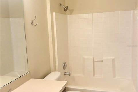 Villa ou maison à vendre à Kissimmee, Floride: 3 chambres, 148.27 m2 № 2289488 - photo 12