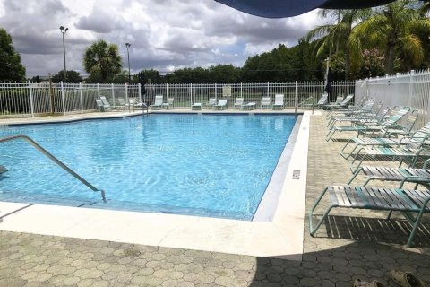 Villa ou maison à vendre à Kissimmee, Floride: 3 chambres, 148.27 m2 № 2289488 - photo 26