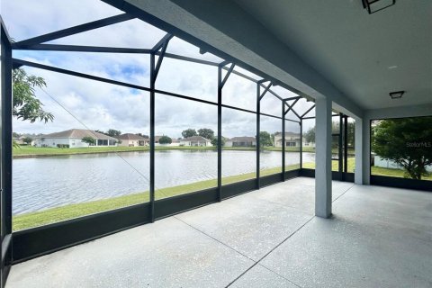 Villa ou maison à vendre à Kissimmee, Floride: 3 chambres, 148.27 m2 № 2289488 - photo 17