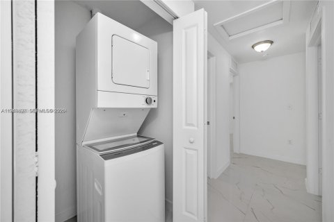 Снять в аренду виллу или дом в Флорида-Сити, Флорида 3 спальни, 176.51м2, № 2005591 - фото 7