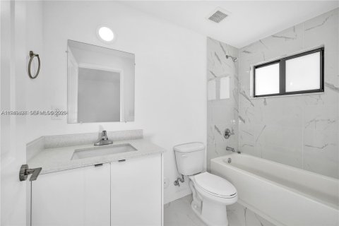 Снять в аренду виллу или дом в Флорида-Сити, Флорида 3 спальни, 176.51м2, № 2005591 - фото 14