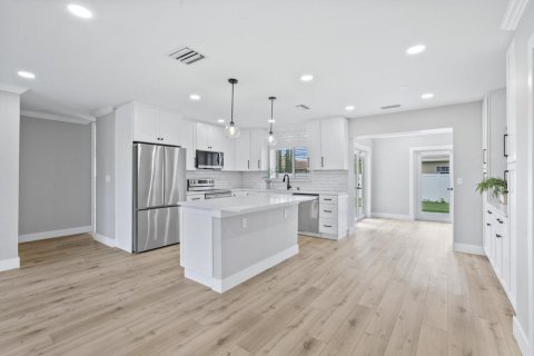Casa en venta en Boca Raton, Florida, 3 dormitorios, 113.99 m2 № 2319548 - foto 8
