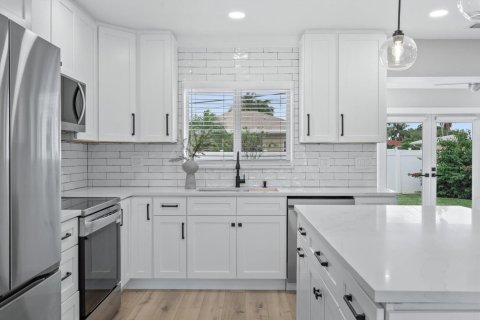 Casa en venta en Boca Raton, Florida, 3 dormitorios, 113.99 m2 № 2319548 - foto 3