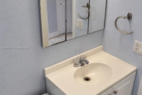 Appartement à louer à Hialeah, Floride: 2 chambres, 75.44 m2 № 2385055 - photo 23