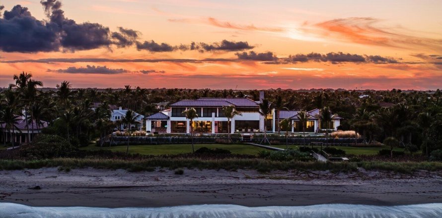 Casa en Stuart, Florida 5 dormitorios, 1078.22 m2 № 2242890