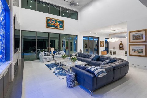 Casa en venta en Stuart, Florida, 5 dormitorios, 1078.22 m2 № 2242890 - foto 10