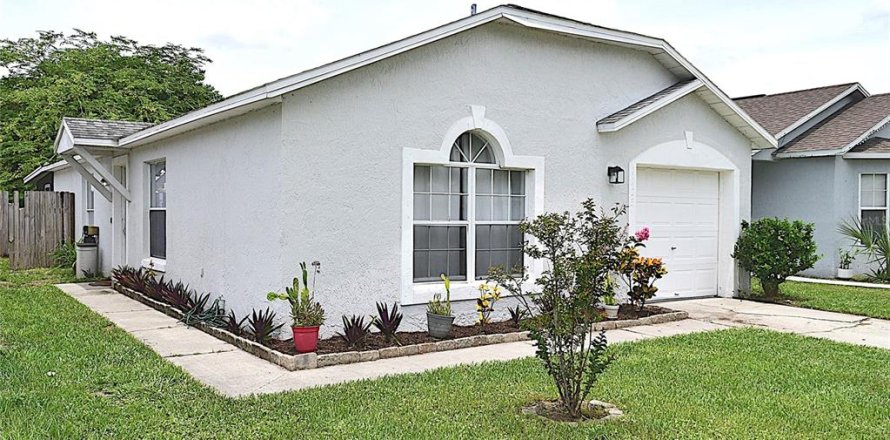 Casa en Orlando, Florida 4 dormitorios, 110.18 m2 № 1824981