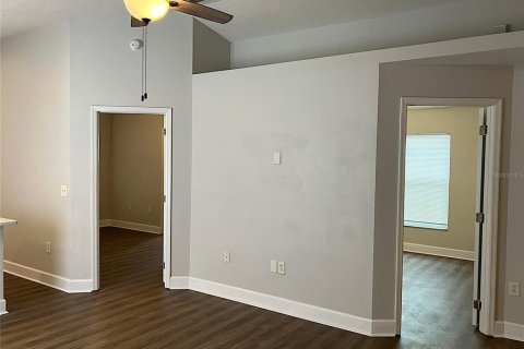 Casa en venta en Orlando, Florida, 4 dormitorios, 110.18 m2 № 1824981 - foto 10