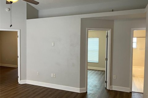 Casa en venta en Orlando, Florida, 4 dormitorios, 110.18 m2 № 1824981 - foto 11