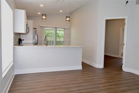 Casa en venta en Orlando, Florida, 4 dormitorios, 110.18 m2 № 1824981 - foto 6