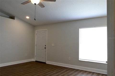 Casa en venta en Orlando, Florida, 4 dormitorios, 110.18 m2 № 1824981 - foto 5