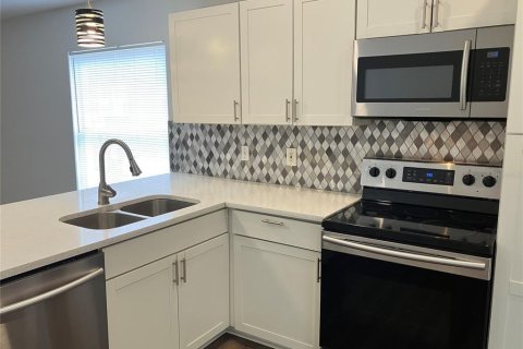 Casa en venta en Orlando, Florida, 4 dormitorios, 110.18 m2 № 1824981 - foto 17