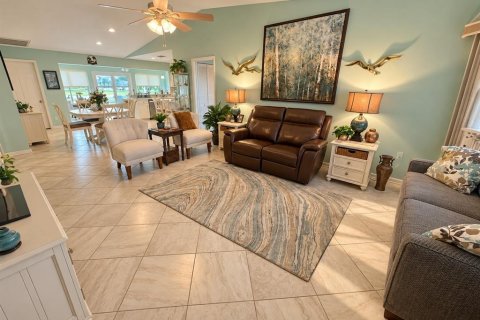 Villa ou maison à vendre à Lakeland, Floride: 2 chambres, 124.02 m2 № 2421860 - photo 5