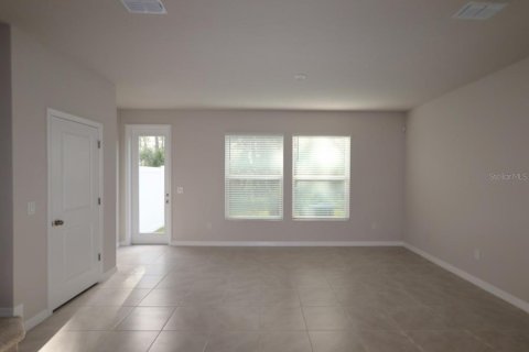 Купить таунхаус в Дейтона-Бич, Флорида 7 комнат, 150.41м2, № 2209560 - фото 8