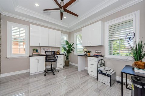 Casa en venta en Wesley Chapel, Florida, 4 dormitorios, 399.85 m2 № 1787721 - foto 13