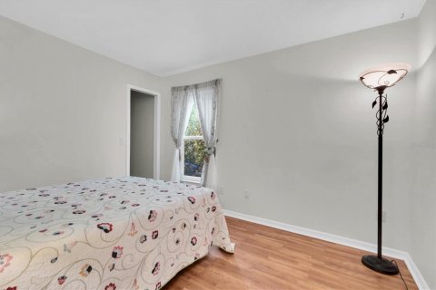 House in Tampa, Florida 3 bedrooms, 181.16 sq.m. № 1846425 - photo 26