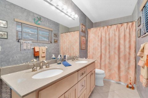 House in Tampa, Florida 3 bedrooms, 181.16 sq.m. № 1846425 - photo 27
