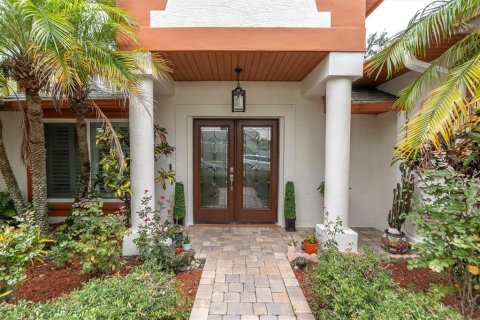 House in Tampa, Florida 3 bedrooms, 181.16 sq.m. № 1846425 - photo 3