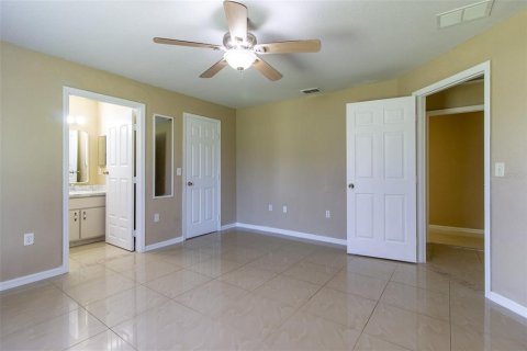 House in Belleview, Florida 4 bedrooms, 163.51 sq.m. № 1815162 - photo 13
