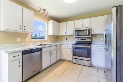 House in Belleview, Florida 4 bedrooms, 163.51 sq.m. № 1815162 - photo 6