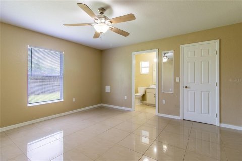 House in Belleview, Florida 4 bedrooms, 163.51 sq.m. № 1815162 - photo 12