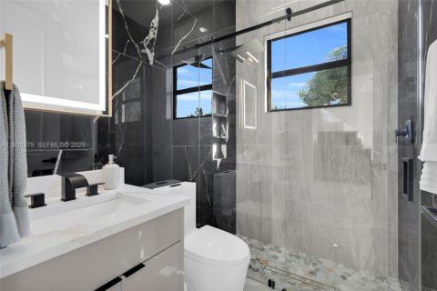 Casa en venta en Lehigh Acres, Florida, 3 dormitorios № 1984552 - foto 24