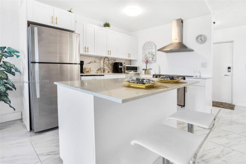 Condo in Plantation, Florida, 1 bedroom  № 1878532 - photo 10