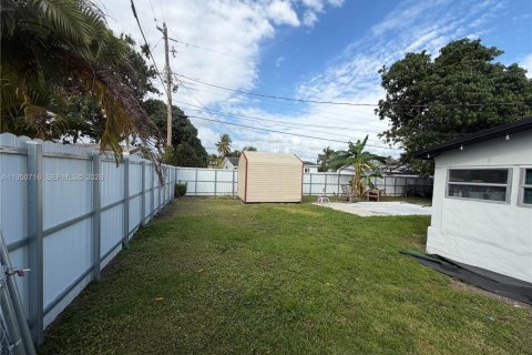 Купить виллу или дом в Майами, Флорида 3 спальни, 108.32м2, № 2007165 - фото 24