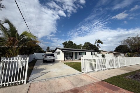 Купить виллу или дом в Майами, Флорида 3 спальни, 108.32м2, № 2007165 - фото 2