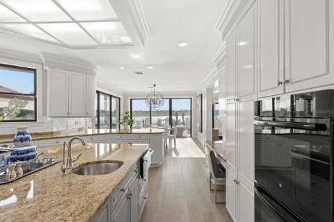 Casa en venta en Belleair, Florida, 5 dormitorios, 599.5 m2 № 2091993 - foto 14