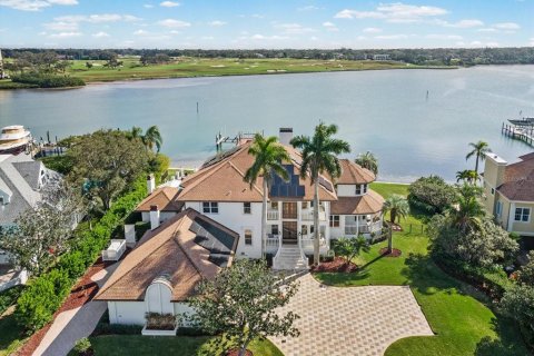 Casa en venta en Belleair, Florida, 5 dormitorios, 599.5 m2 № 2091993 - foto 3