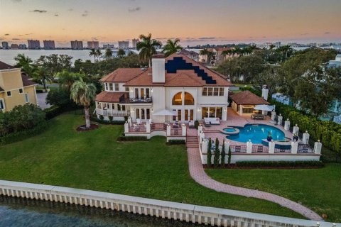 Casa en venta en Belleair, Florida, 5 dormitorios, 599.5 m2 № 2091993 - foto 6