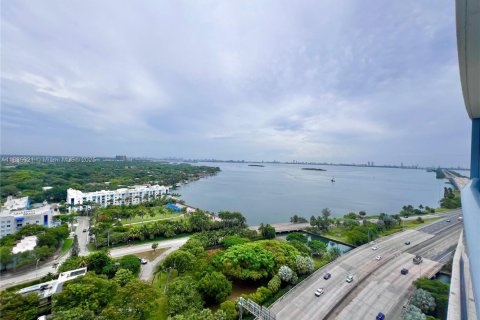 Copropriété à louer à Miami, Floride: 2 chambres, 107.58 m2 № 1818775 - photo 3