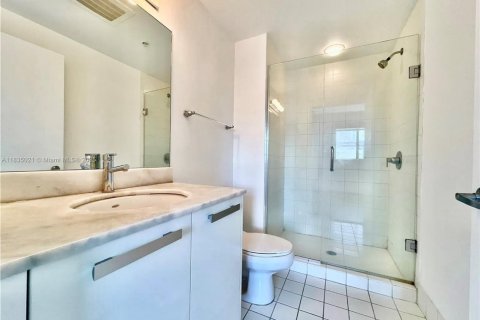 Copropriété à louer à Miami, Floride: 2 chambres, 107.58 m2 № 1818775 - photo 16
