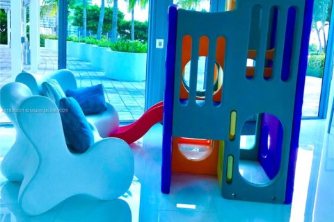 Copropriété à louer à Miami, Floride: 2 chambres, 107.58 m2 № 1818775 - photo 30