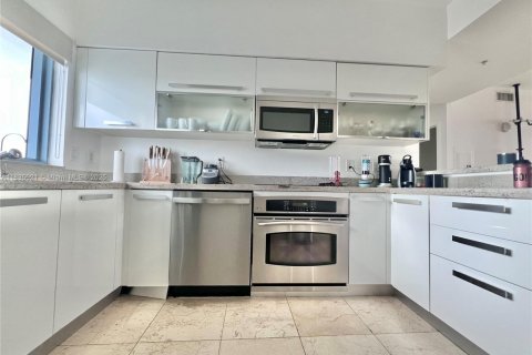 Copropriété à louer à Miami, Floride: 2 chambres, 107.58 m2 № 1818775 - photo 11