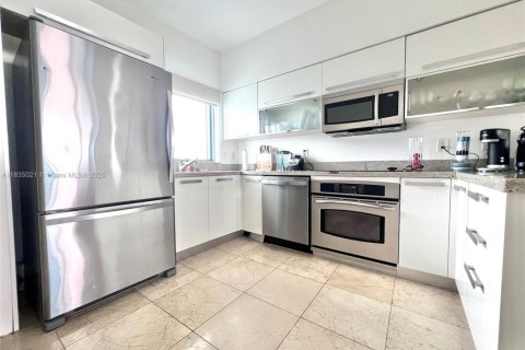 Copropriété à louer à Miami, Floride: 2 chambres, 107.58 m2 № 1818775 - photo 10
