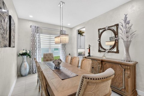 Villa ou maison à vendre à Port St. Lucie, Floride: 3 chambres, 255.76 m2 № 2084566 - photo 19