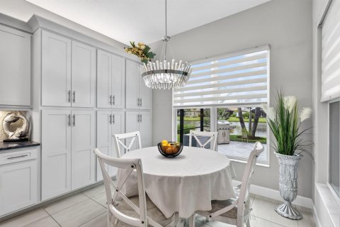 Villa ou maison à vendre à Port St. Lucie, Floride: 3 chambres, 255.76 m2 № 2084566 - photo 17