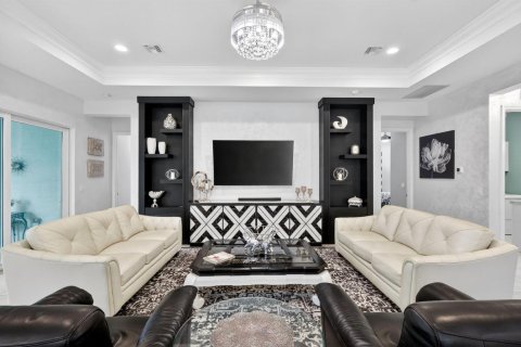 Villa ou maison à vendre à Port St. Lucie, Floride: 3 chambres, 255.76 m2 № 2084566 - photo 10