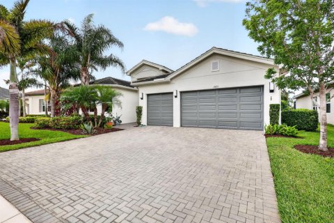 Villa ou maison à vendre à Port St. Lucie, Floride: 3 chambres, 255.76 m2 № 2084566 - photo 2