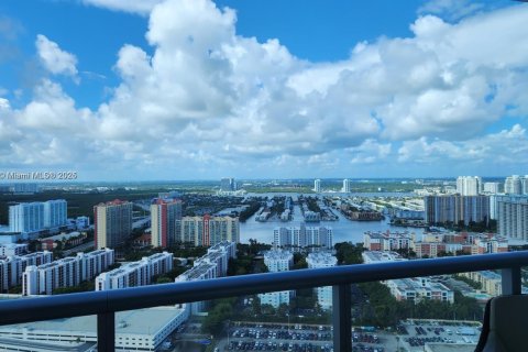 Copropriété à louer à Sunny Isles Beach, Floride: 3 chambres, 179.02 m2 № 1946503 - photo 22