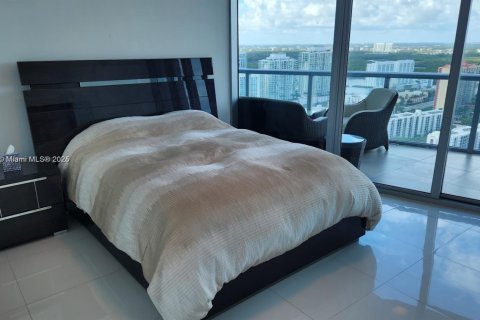 Copropriété à louer à Sunny Isles Beach, Floride: 3 chambres, 179.02 m2 № 1946503 - photo 20