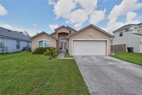 House in Orlando, Florida 3 bedrooms, 134.34 sq.m. № 2230199 - photo 4