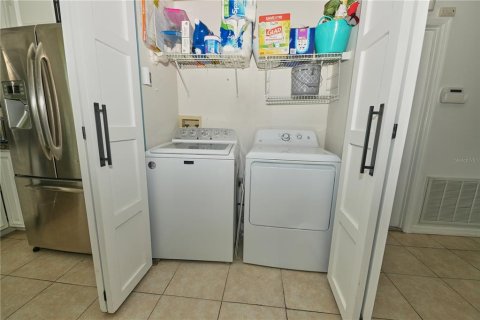 House in Orlando, Florida 3 bedrooms, 134.34 sq.m. № 2230199 - photo 19